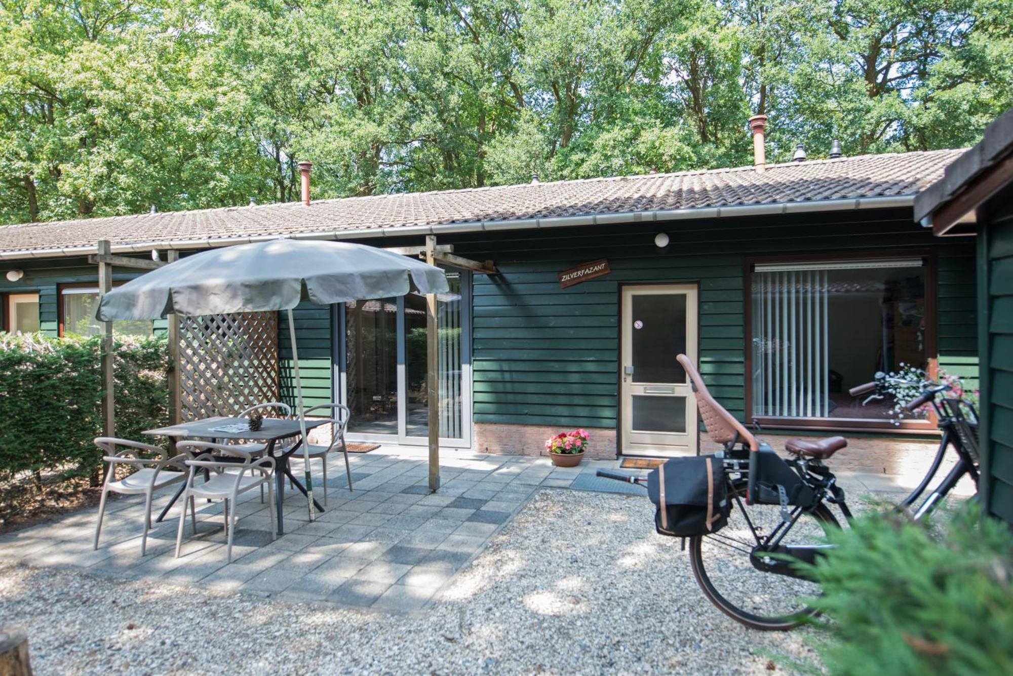Vakantiepark Zevenbergen Heesch Exteriör bild