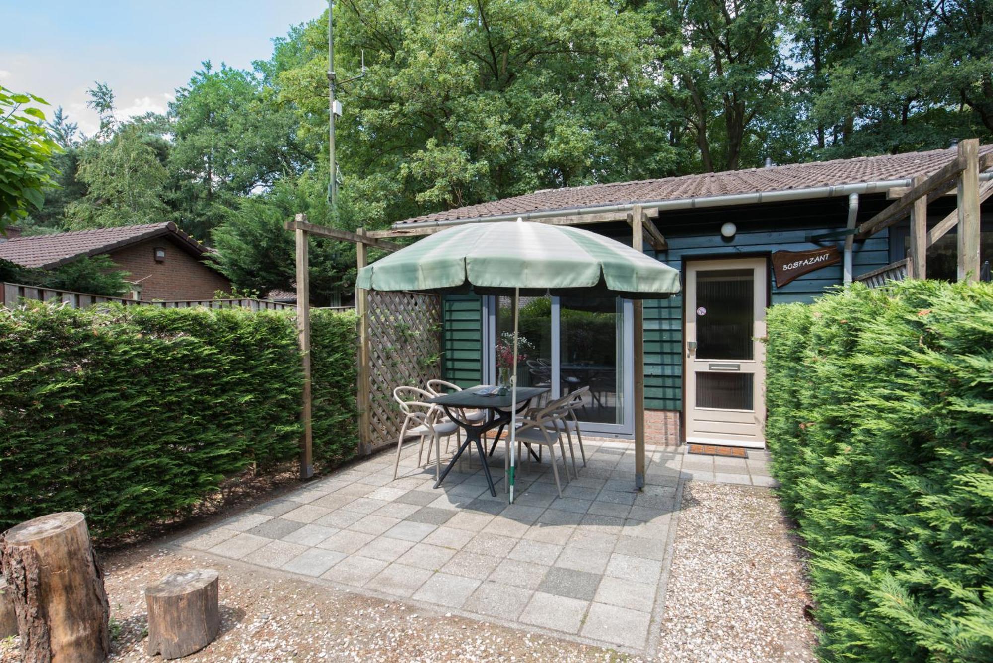 Vakantiepark Zevenbergen Heesch Exteriör bild