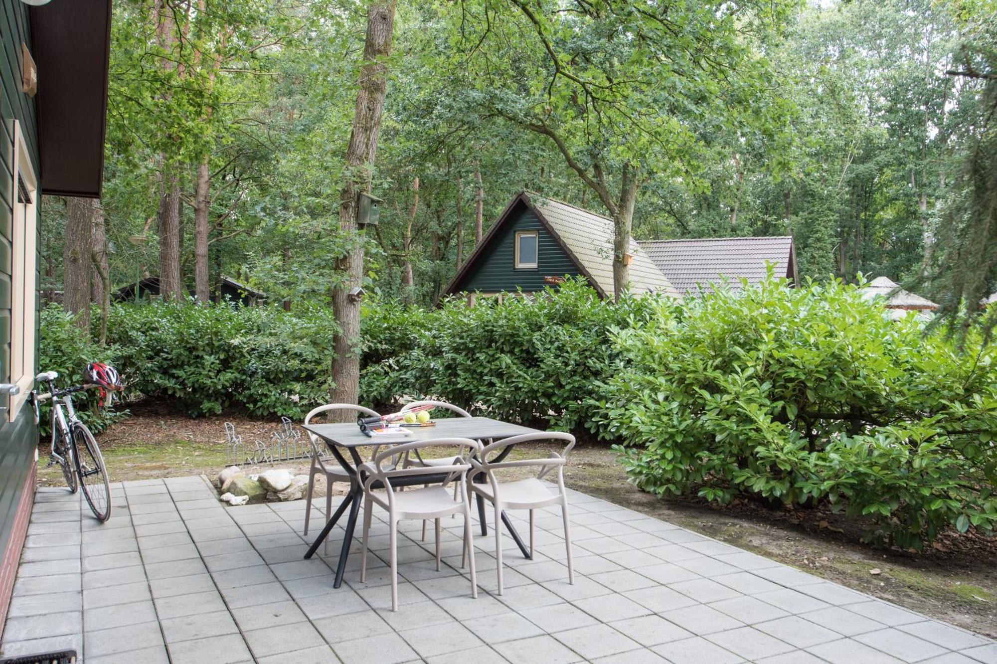 Vakantiepark Zevenbergen Heesch Exteriör bild