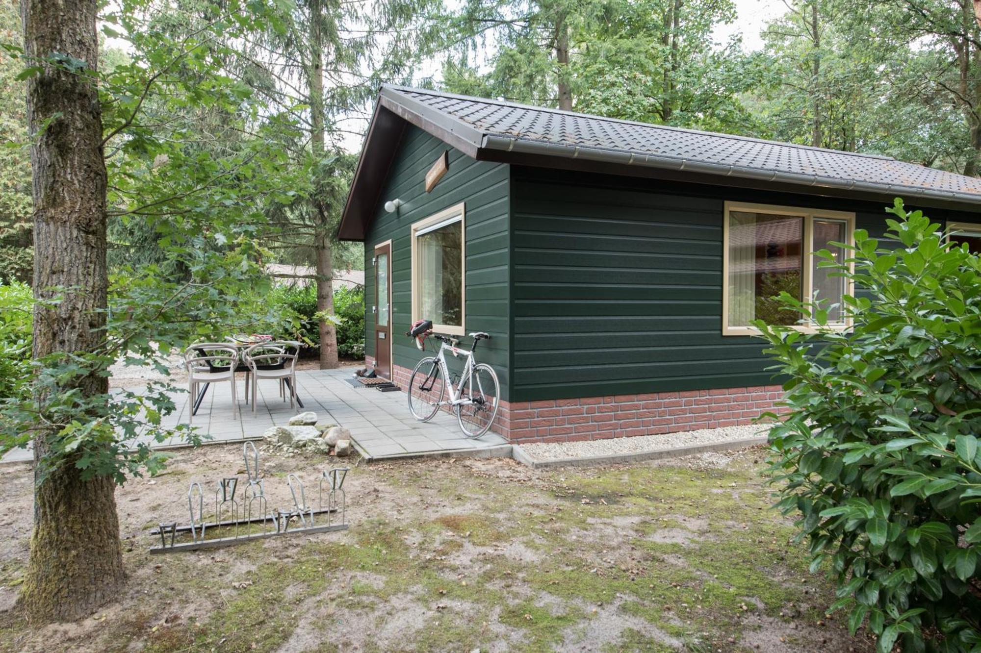 Vakantiepark Zevenbergen Heesch Exteriör bild